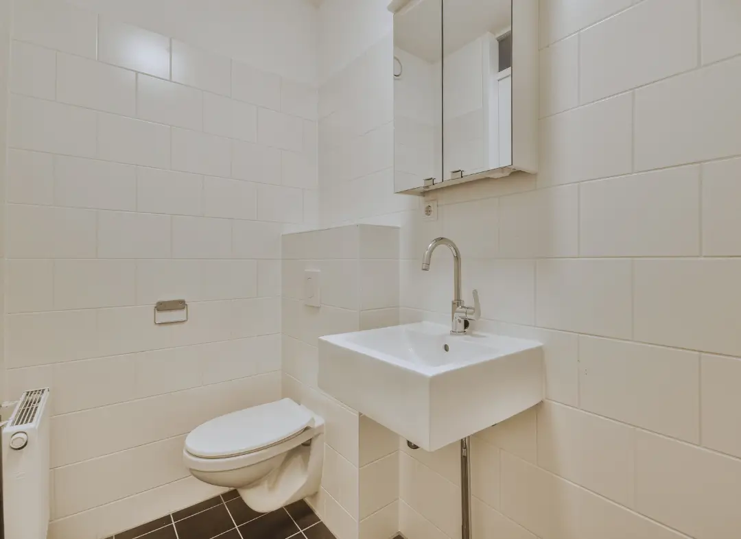 Pose WC Suspendu Laudun-l'Ardoise